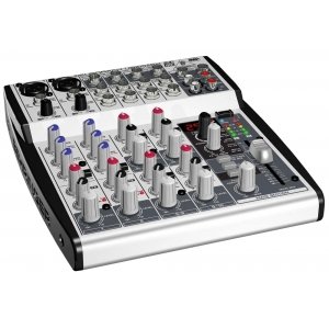 Микшерный пульт BEHRINGER UB1002FX